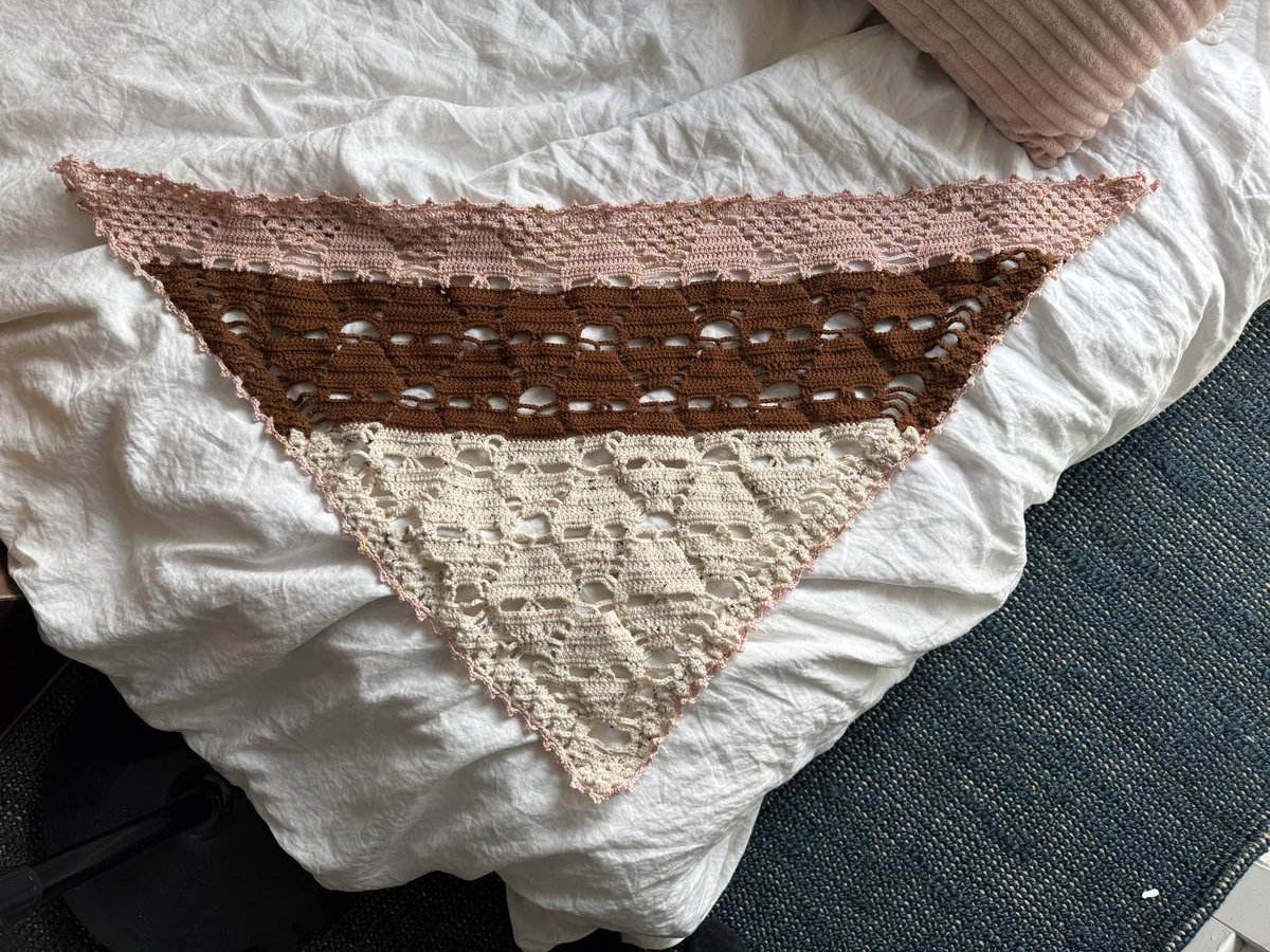 Neapolitan Skull Shawl