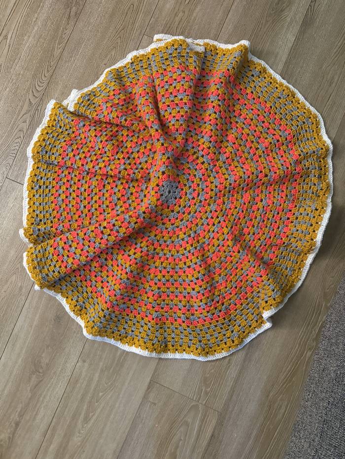Round Kids Blanket