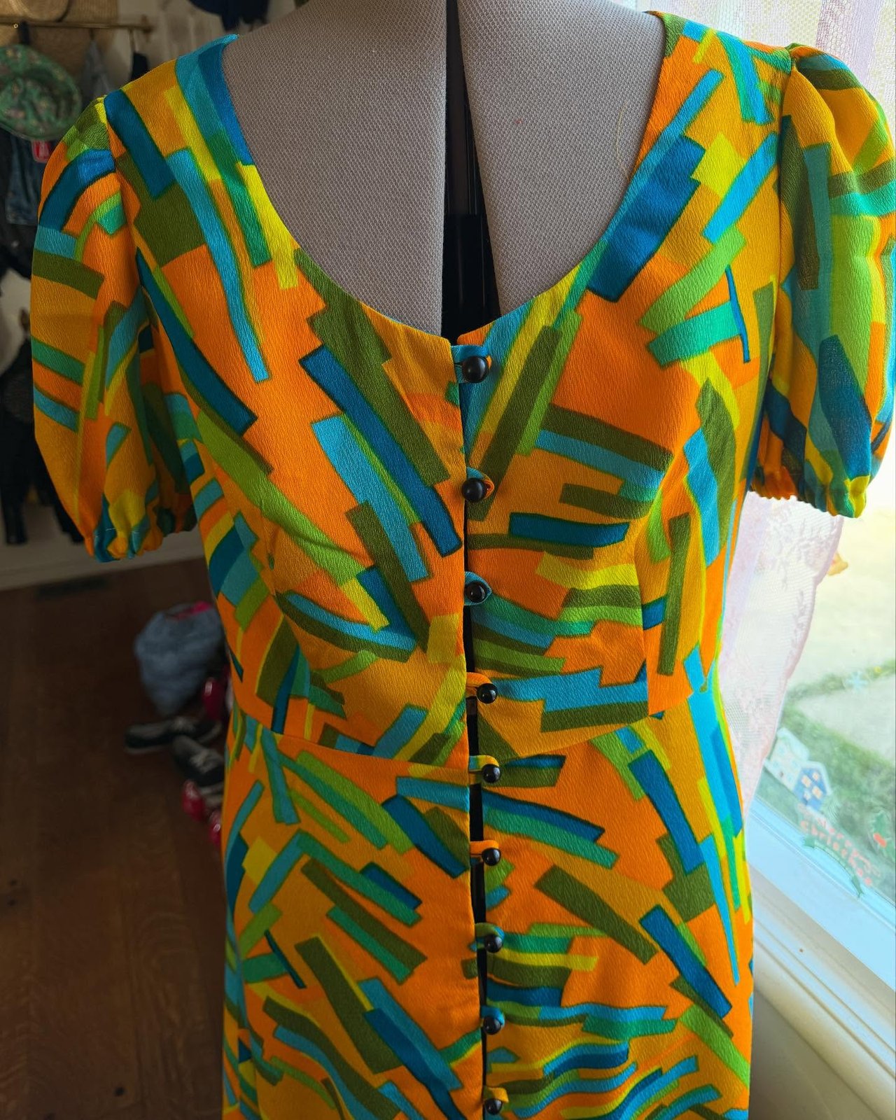 Worn, front bodice detail